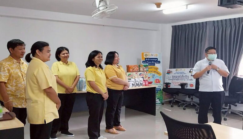 Passing on Knowledge to the Visually Impaired