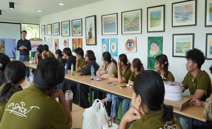 Academic Service Project: Workshop for Art Teachers Training Project on “Media and Art Creation Techniques”