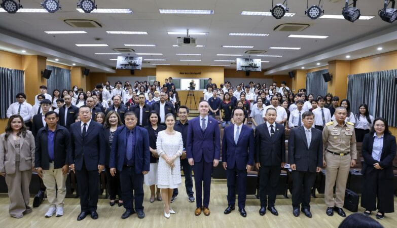 Academic Seminar on Geopolitics and Security Landscape in the Indo-Pacific:Military Perspectives on Emerging Challenges and Regional Resilience