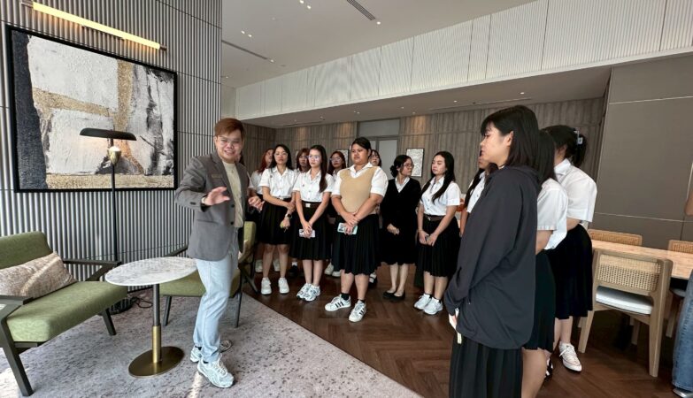 Thai Language for Professional Careers