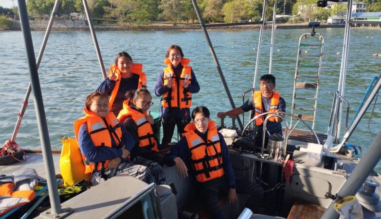 “Wijai Samut”: Our New Solar-Powered Boat for Coastal Research!